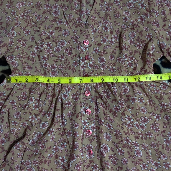 SOLD.......💚 Cottage Core Button Up Dress - Picture 14 of 15